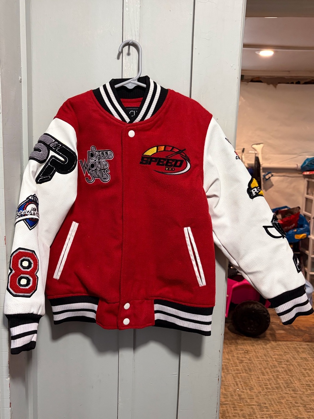 Kids focus jacket size 8